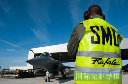 1�µ�������(gu��)�_(d��)����˾�ġ���L(f��ng)����(zh��n)���C(j��)�A��ӡ��110�|��Ԫ܊ُ(g��u)������D��λ�ڷ���(gu��)ʥ�ϝ�(j��)Ү܊�»��صġ���L(f��ng)����(zh��n)���C(j��)��