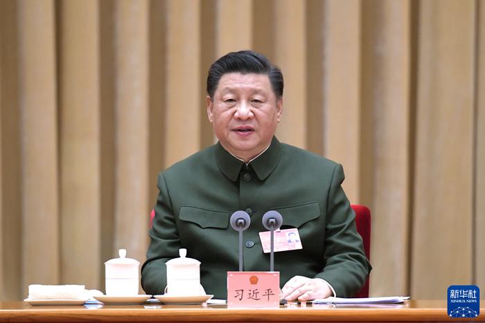 習(xí)近平出席解放軍和武警部隊代表團(tuán)全體會議