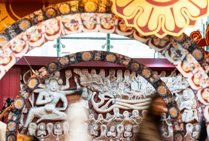 來(lái)！在香港“遇見(jiàn)云岡”