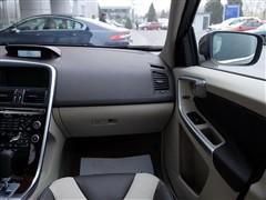 ��܇֮�� �M(j��n)���֠��� �֠���xc60 3.0 t6 awd���Ű�