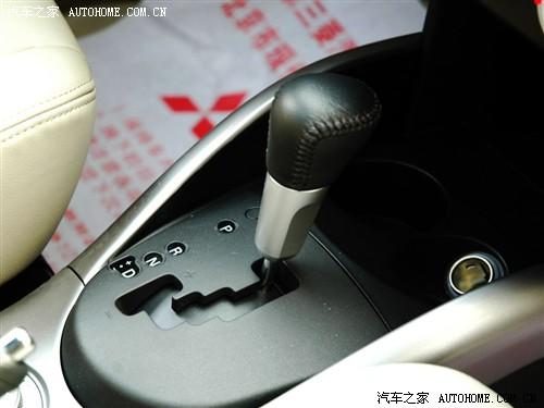 ��܇֮�� �M(j��n)������ outlander ex 2.4 �r(sh��)�а�