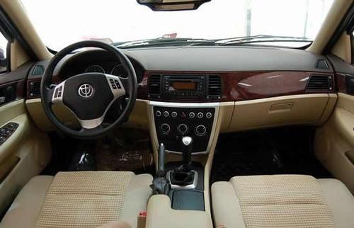 С�������(d��ng)�� 4��ʹ�Üu݆����܇�����]