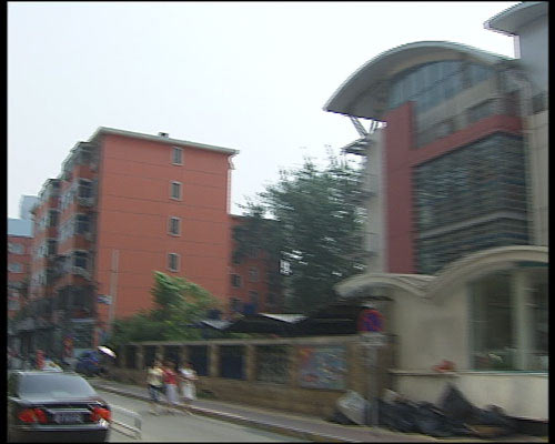 �D3���A��Έ@21̖�ǣ����׺��Ƕ�����P(gu��n)���С��У�@�����Ǿ��x��С�����һ���Ƿ������@���Ƿ���Ȼ���ǌW(xu��)�^(q��)��