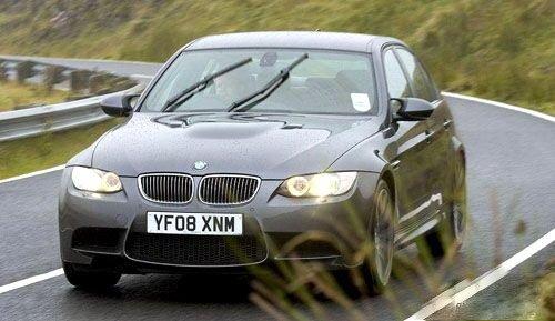 ��ݔ���ܵ����� ���RM3��(du��)�ȱ��YC63AMG ��܇֮��