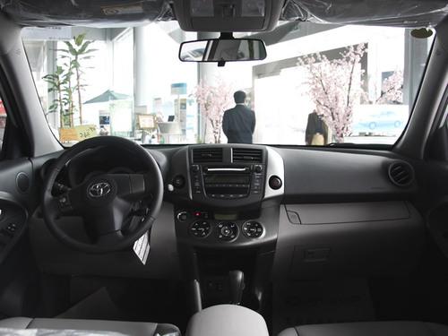 ����Ⱥ�����x����4���N��ǰ���SUV���]