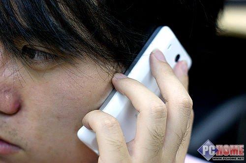 ����δ��(l��i)���֙C(j��) HTC Hero����u(p��ng)�y(c��)