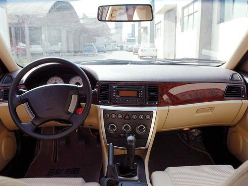 ��Ͳ���10�fԪ������(n��i)���̓r������܇�P�c