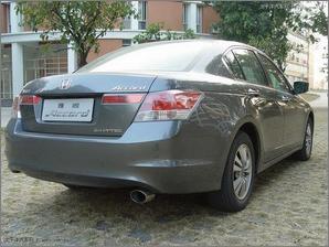 �ڰ˴����w