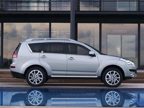 4007߀��C-Crosser�����������a(ch��n)SUV܇�� ��܇֮��