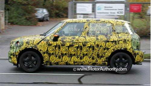 ����С��SUV MINI Countryman·ԇ�ع� ��܇֮��