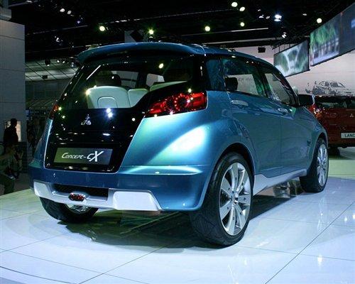 ����������a(ch��n) ����ȫ�¾o����SUV�����a(ch��n) ��܇֮��