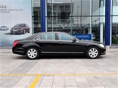 ��܇֮�� �M(j��n)�ڱ��Y ���Ys��(j��) 2010�� s 300l ���F��