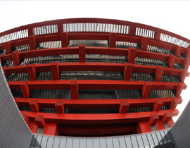 ���~���R�^���ǔzӰ������һ�N���V�ǵ������R�^�����~�ۡ��е��Ї��^���e��һ��Ȥζ��