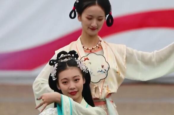 如何讓“國風”吹向世界？媒體大咖熱議