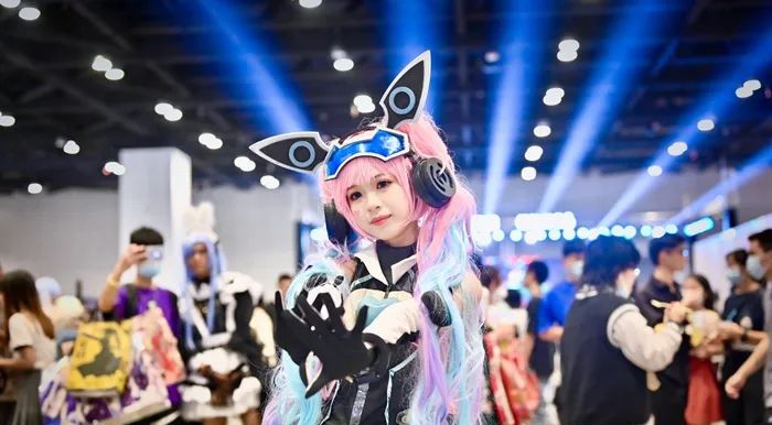 “小粉紅”還是“躺平一代”？中國當(dāng)代青年呈現(xiàn)多色光譜