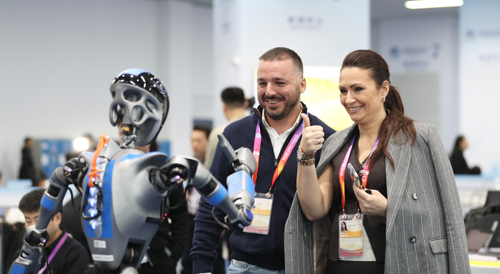 【中新畫報(bào)】太超前了，進(jìn)博會(huì)！