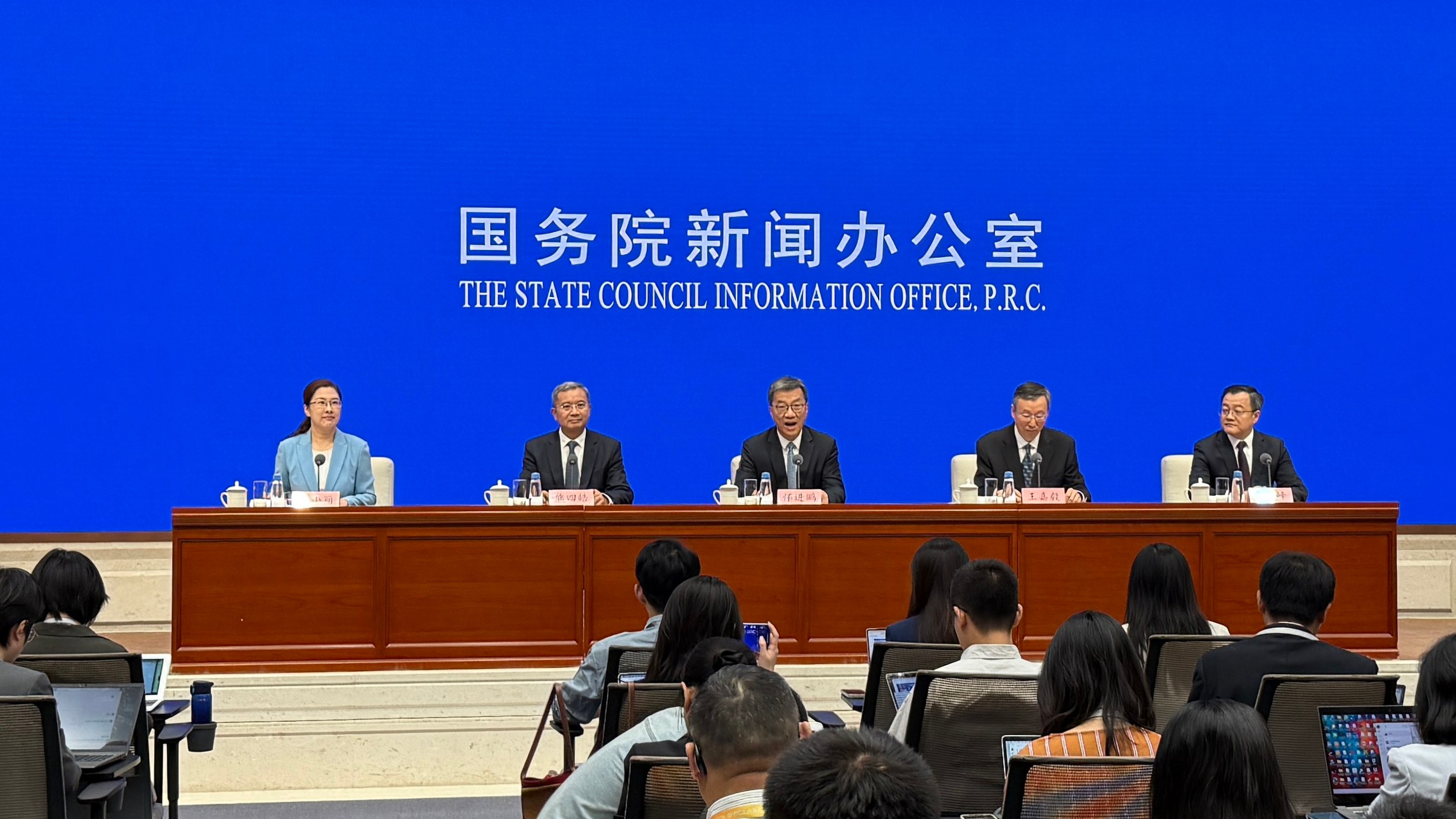 國新辦舉行“高質(zhì)量完成‘十四五’規(guī)劃”系列主題新聞發(fā)布會(huì)（教育部）