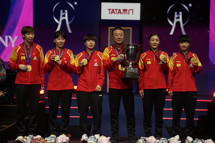 逆轉(zhuǎn)擊敗日本隊！國乒女隊奪得世乒賽六連冠