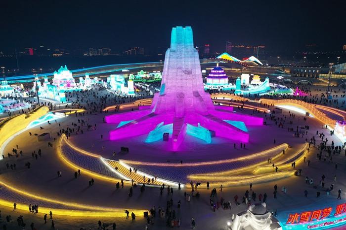 人氣爆棚！第26屆哈爾濱冰雪大世界開(kāi)園