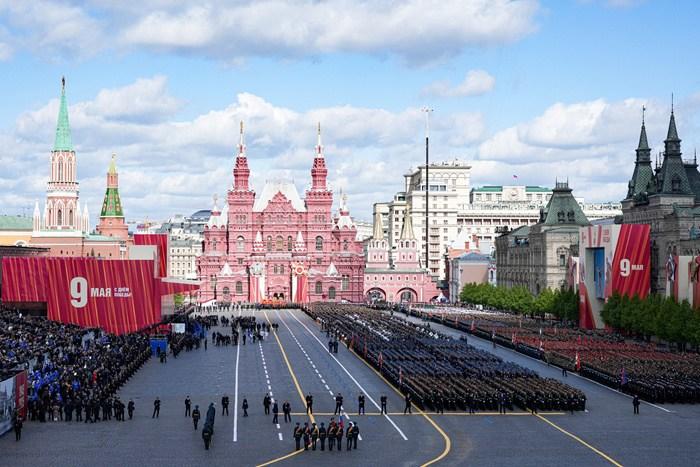 紀(jì)念蘇聯(lián)偉大衛(wèi)國戰(zhàn)爭勝利80周年閱兵式舉行