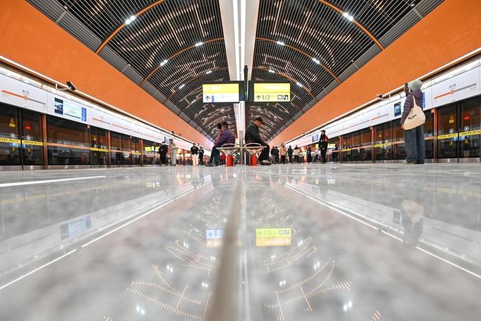 重慶“背簍專線”加長(zhǎng)版正式開通運(yùn)營(yíng)